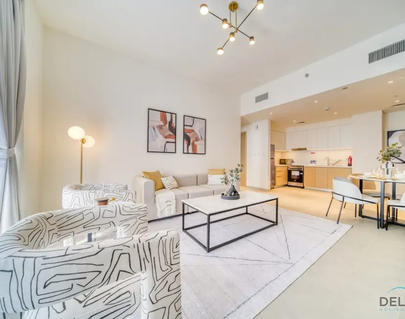 Peaceful 1-Bedroom at Creek Rise Tower — photo 7