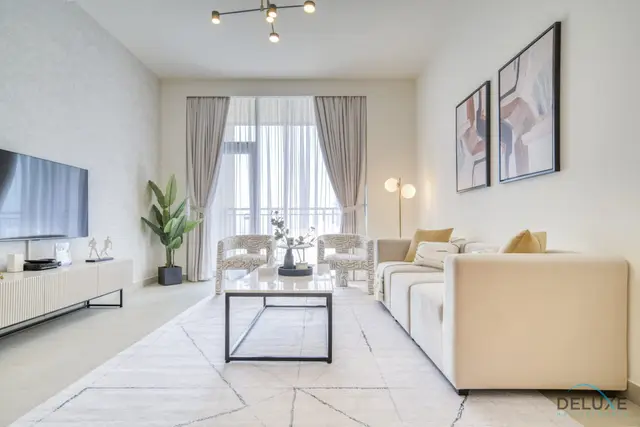 Peaceful 1-Bedroom at Creek Rise Tower