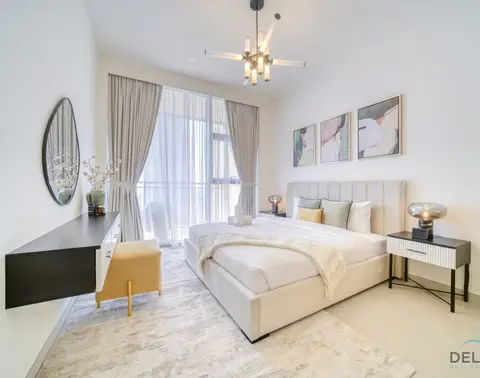 Peaceful 1-Bedroom at Creek Rise Tower — photo 4