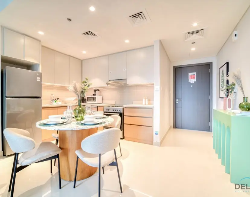 Classic 1-Bedroom at Harbour Views Tower — photo 30