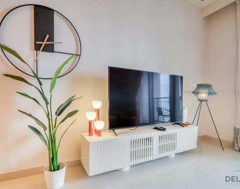 Classic 1-Bedroom at Harbour Views Tower — photo 31