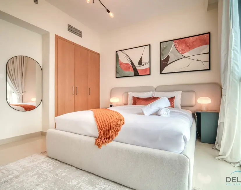 Elegant 1-Bedroom at Harbour Views Tower — photo 17