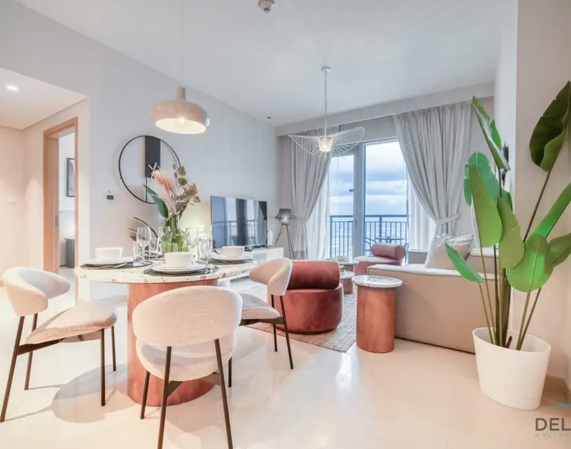 Elegant 1-Bedroom at Harbour Views Tower — photo 19