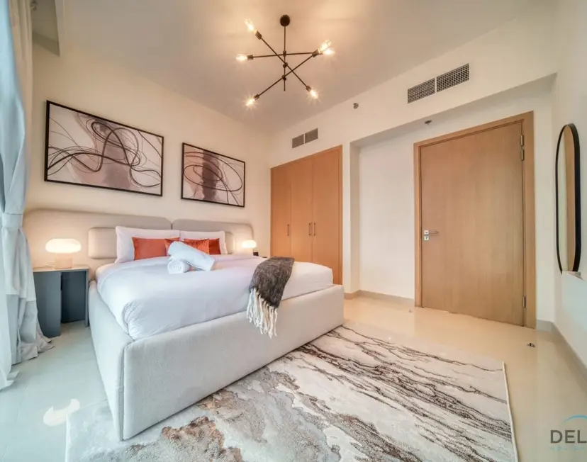 Alluring 1-Bedroom at Harbour Views Tower — photo 10
