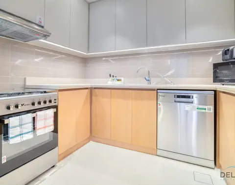 Alluring 1-Bedroom at Harbour Views Tower — photo 5