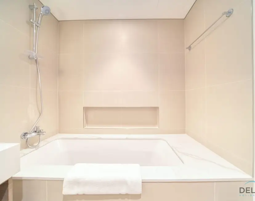 Captivating 1-Bedroom — 17 Icon Bay — photo 7