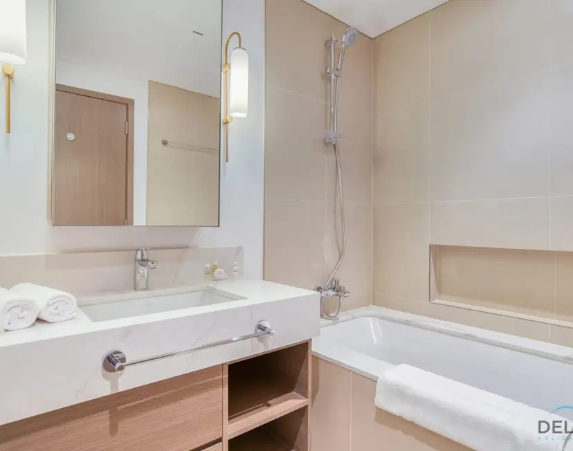 Captivating 1-Bedroom — 17 Icon Bay — photo 8