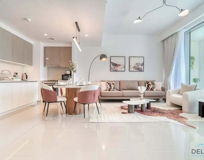 Captivating 1-Bedroom — 17 Icon Bay — photo 12