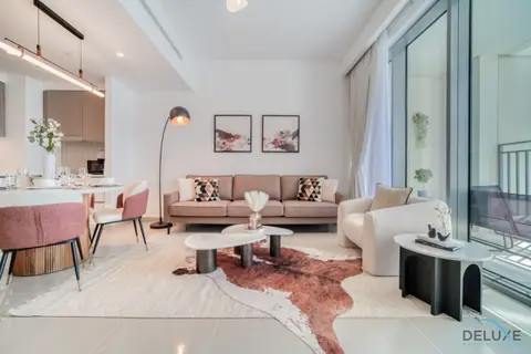 Captivating 1-Bedroom — 17 Icon Bay