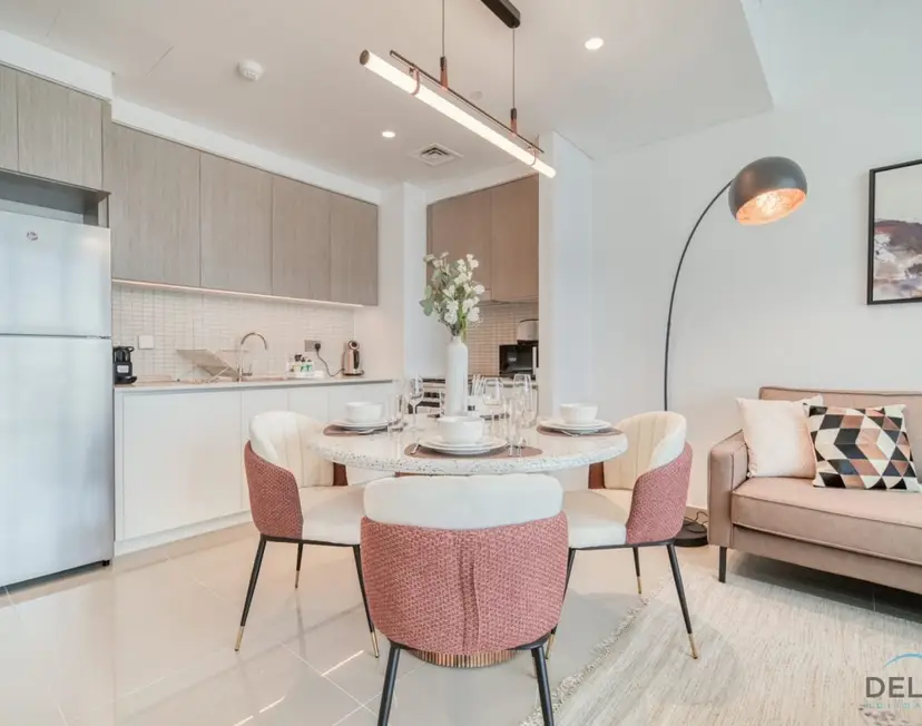 Captivating 1-Bedroom — 17 Icon Bay — photo 3