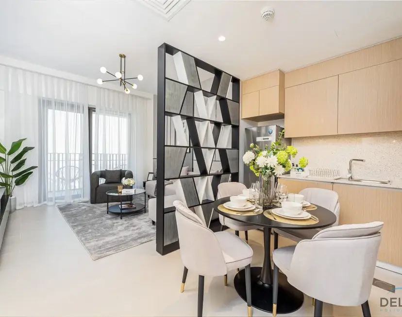 Lavish 1-Bedroom Apartment at Summer at Creek Beach — Creek Beach Residences — photo 2