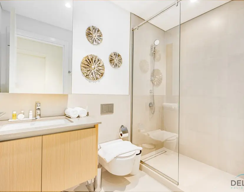Lavish 1-Bedroom Apartment at Summer at Creek Beach — Creek Beach Residences — photo 21