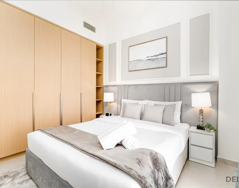 Lavish 1-Bedroom Apartment at Summer at Creek Beach — Creek Beach Residences — photo 26