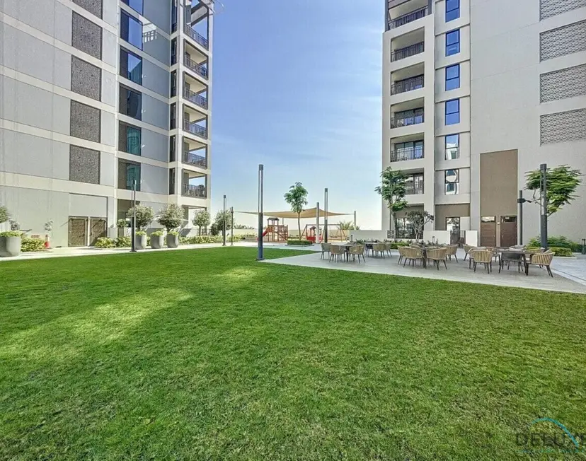Lavish 1-Bedroom Apartment at Summer at Creek Beach — Creek Beach Residences — photo 31