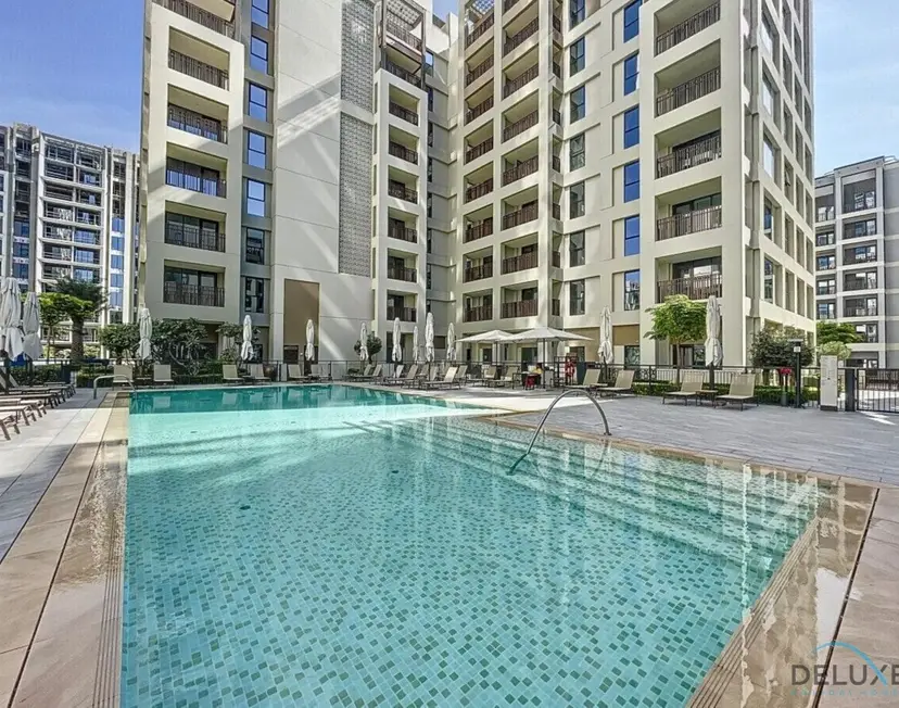 Lavish 1-Bedroom Apartment at Summer at Creek Beach — Creek Beach Residences — photo 10