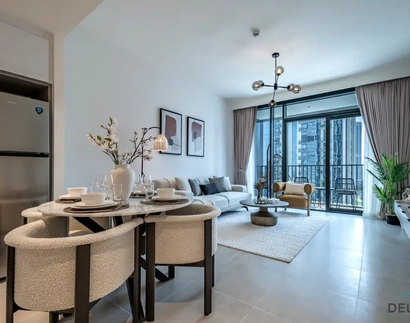 Beautiful 1-Bedroom Apartment in Creek Edge Tower — photo 3