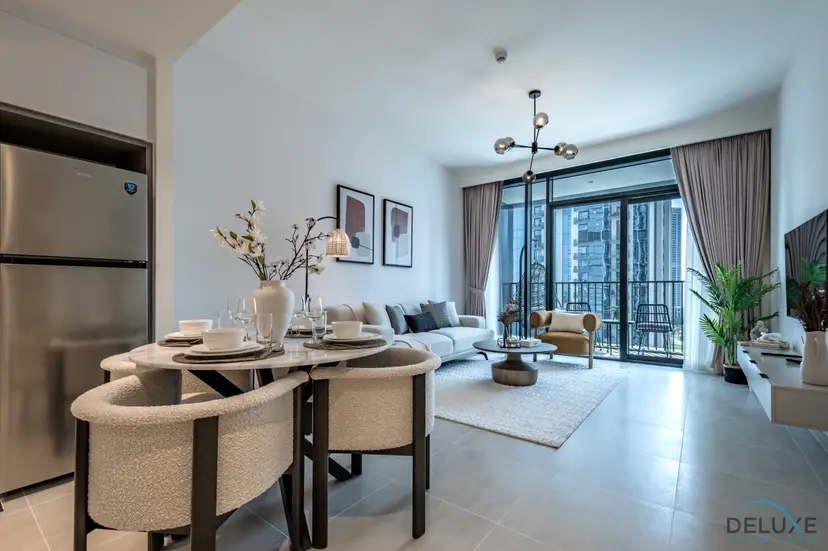 Beautiful 1-Bedroom Apartment in Creek Edge Tower — photo 1