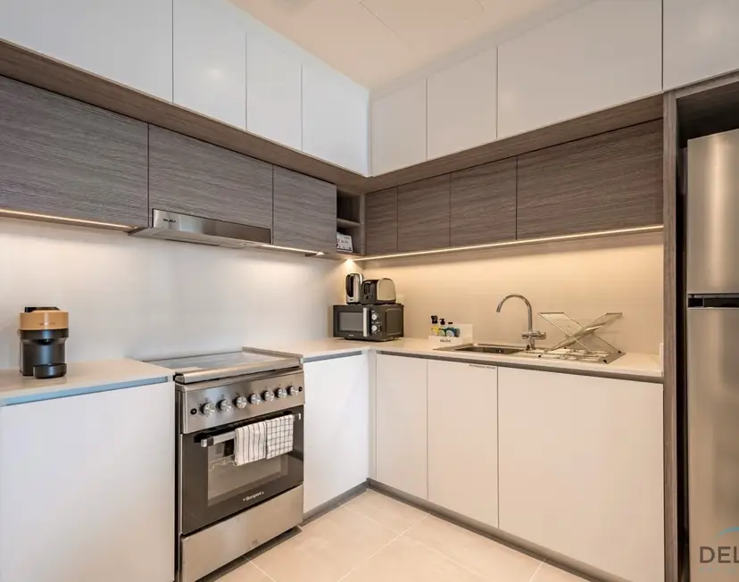 Beautiful 1-Bedroom Apartment in Creek Edge Tower — photo 23