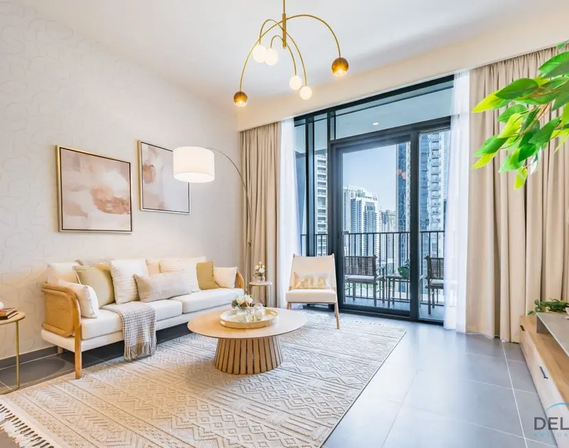 Charming 1-Bedroom Apartment in Creek Edge Tower — photo 3