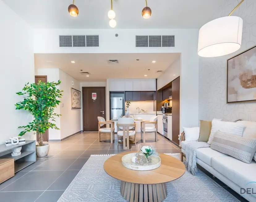 Charming 1-Bedroom Apartment in Creek Edge Tower — photo 23
