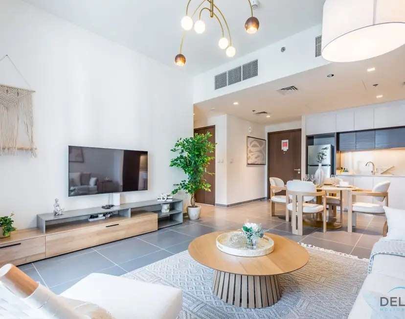 Charming 1-Bedroom Apartment in Creek Edge Tower — photo 24