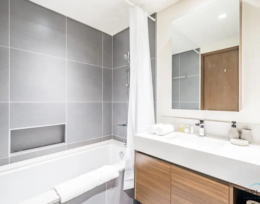 Charming 1-Bedroom Apartment in Creek Edge Tower — photo 27