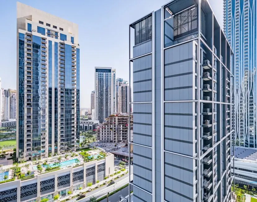Charming 1-Bedroom Apartment in Creek Edge Tower — photo 33