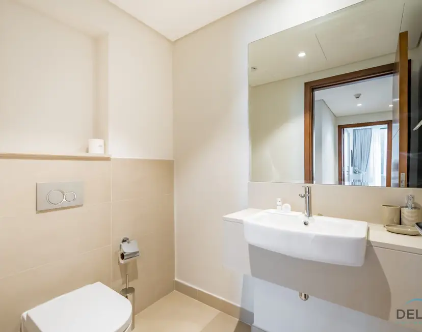 Spacious 3-Bedroom Apartment with Assistant Room & Stunning Creek Views — Dubai Creek Residences — photo 21