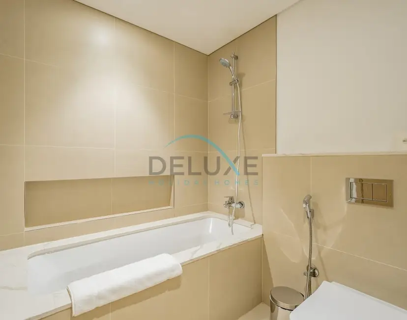 Appealing 3-Bedroom — 17 Icon Bay — photo 25