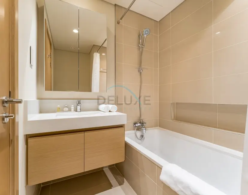 High-Rise 1-Bedroom with Stunning Creek Views,Near to Dubai Creek Tower — Harbour Gate — photo 13