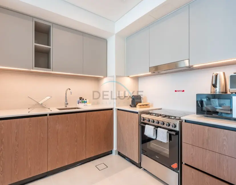 Harbourfront Views 1-Bedroom — Creek Palace — photo 8