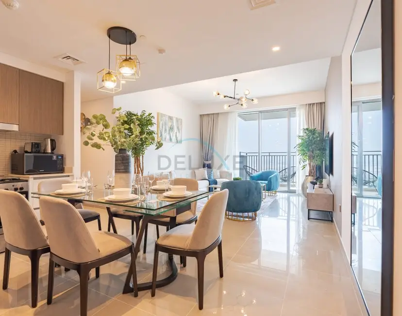 Apartment with Stunning Canal Views — 17 Icon Bay — photo 10