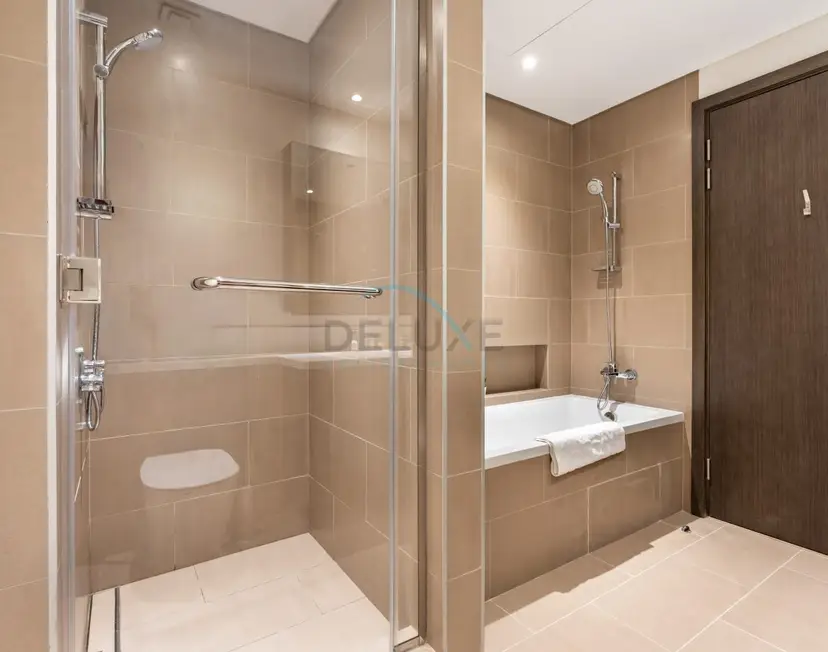 Elegant 3 Bedrooms with Assistant Room — Harbour Views — photo 10