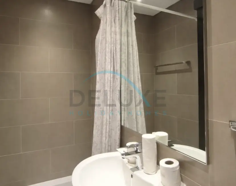 Elegant 3 Bedrooms with Assistant Room — Harbour Views — photo 18