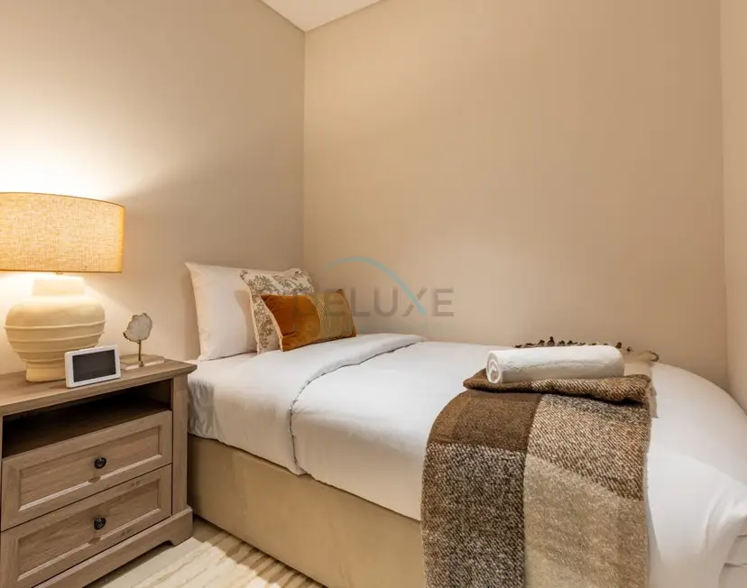 Elegant 3 Bedrooms with Assistant Room — Harbour Views — photo 19