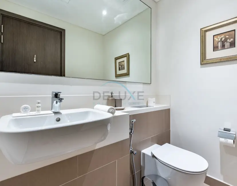 Elegant 3 Bedrooms with Assistant Room — Harbour Views — photo 34